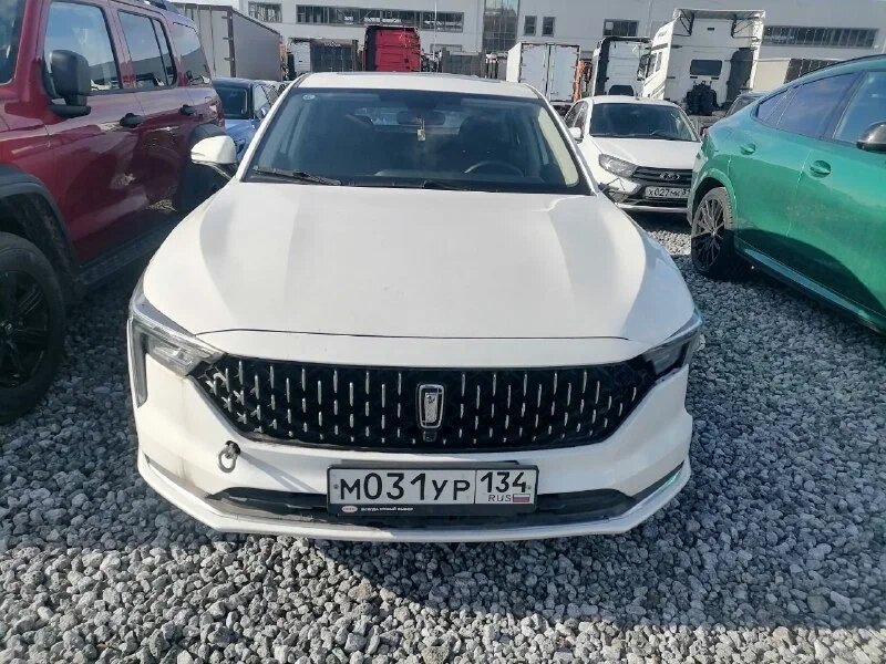 FAW Bestune B70 Standart 1.5T DCT — Б/У, 2023 г.