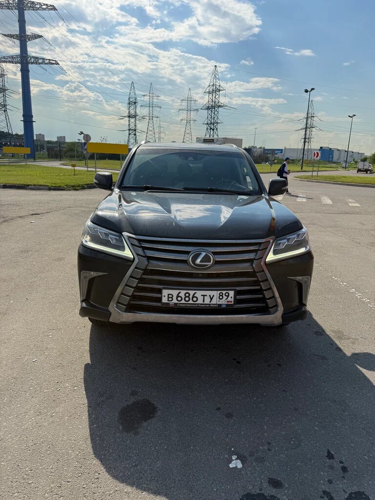 Lexus LX450D Executive 1 — Б/У, 2017 г.