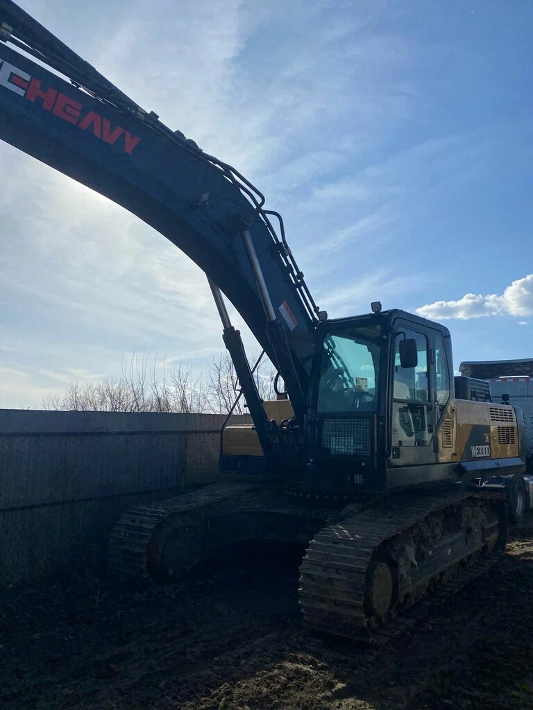 WEHEAVY WE330 Экскаватор WE330D — Б/У, 2024 г.