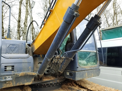 XCMG XE180 Экскаватор XE180DN — Б/У, 2023 г.