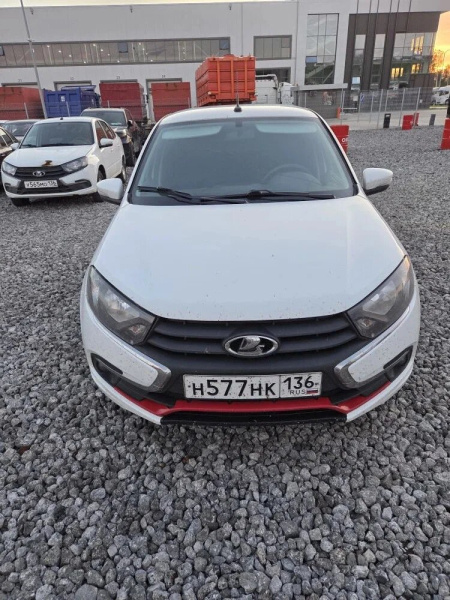 LADA GRANTA Лифтбек Comfort'23 1.6 90hp 5MT — Б/У, 2024 г.