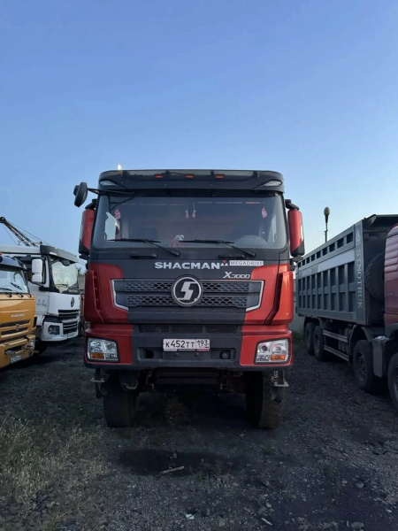 Shacman (Shaanxi) SX 6x4 Бортовой с КМУ C1K00 — Б/У, 2024 г.