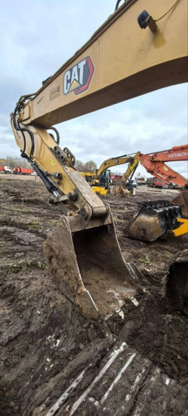 Caterpillar 320 Экскаватор — Б/У, 2021 г.