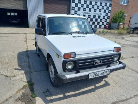 LADA NIVA Luxe 1.7 83hp 5 МТ — Б/У, 2023 г.