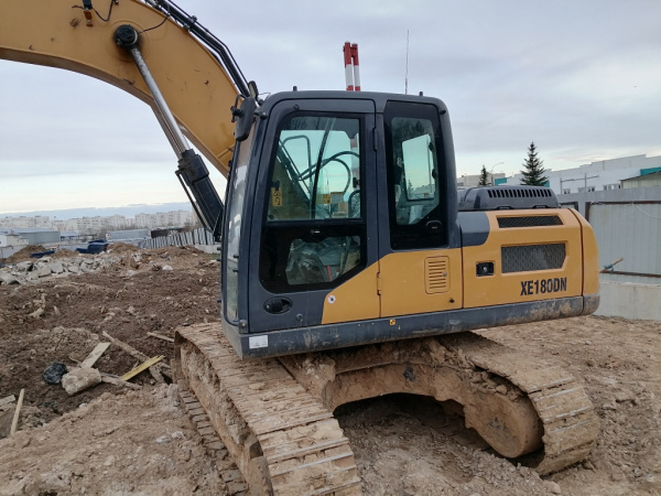 XCMG XE180 Экскаватор XE180DN — Б/У, 2023 г.