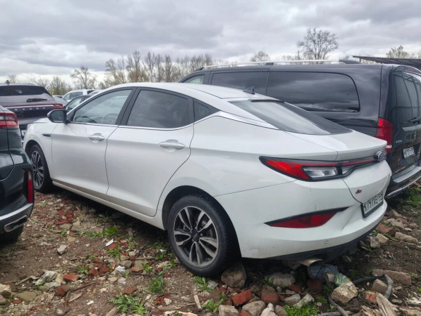 JAC J7 Luxury 1.5T CVT — Б/У, 2023 г.
