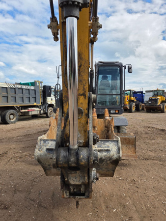 XCMG XE180 Экскаватор колесный XE180WD — Б/У, 2023 г.