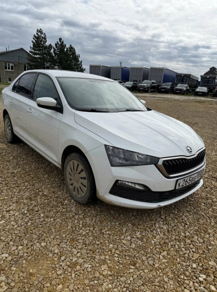 Skoda RAPID Style 1.6MPI 6AT — Б/У, 2021 г.