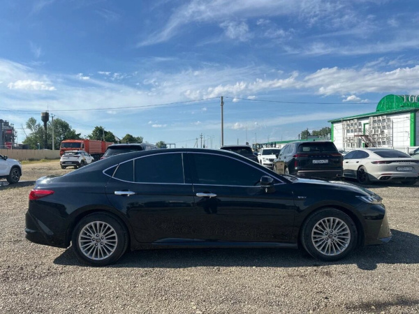Toyota CAMRY Premium 2.0hyb CVT — Б/У, 2024 г.