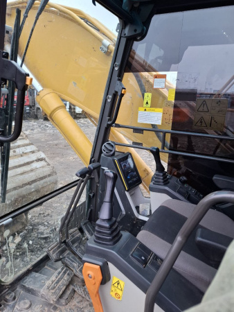 LGCE E6210 Экскаватор E6210HNLC — Б/У, 2023 г.
