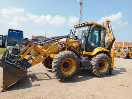 RUNMAX SE460 Экскаватор-погрузчик SE460TS — Б/У, 2023 г.