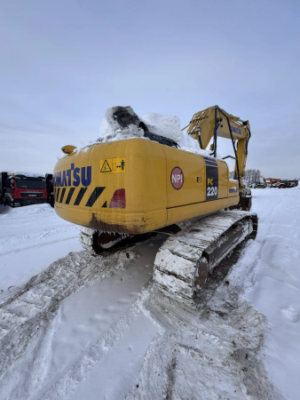 KOMATSU PC 220 Экскаватор PC 220-8M0 — Б/У, 2023 г.
