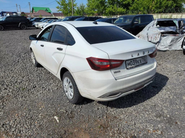 LADA VESTA Седан Comfort 24 1.8 122hp AT — Б/У, 2024 г.
