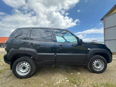 LADA Niva Travel Classic 1.7 80hp 5MT — Б/У, 2024 г.