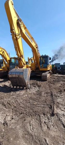 KOMATSU PC 220 Экскаватор PC 220-8M0 — Б/У, 2023 г.
